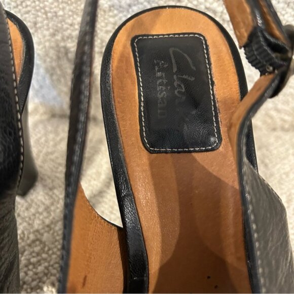 Clarks Artisan Splendor Lily Peep Toe Sandal Black Leather Slingback Block Heel - Picture 4 of 7